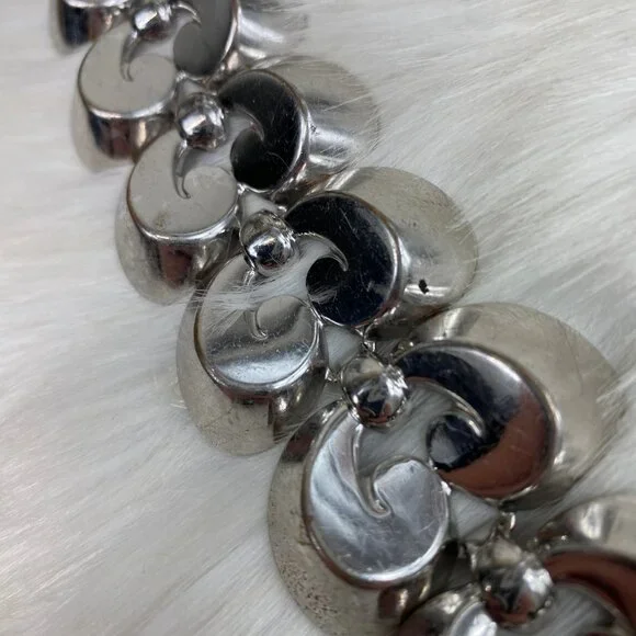 Vintage Monet Silver Tone Link Swirl Bracelet 7